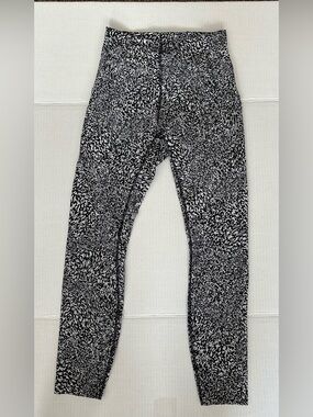 lululemon athletica Black & White Abstract Print Top